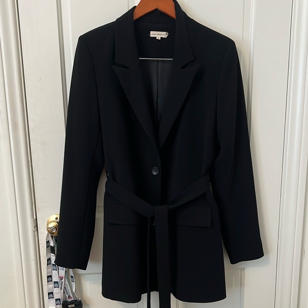 Good American Black Tailored Blazer with Belted Waist
